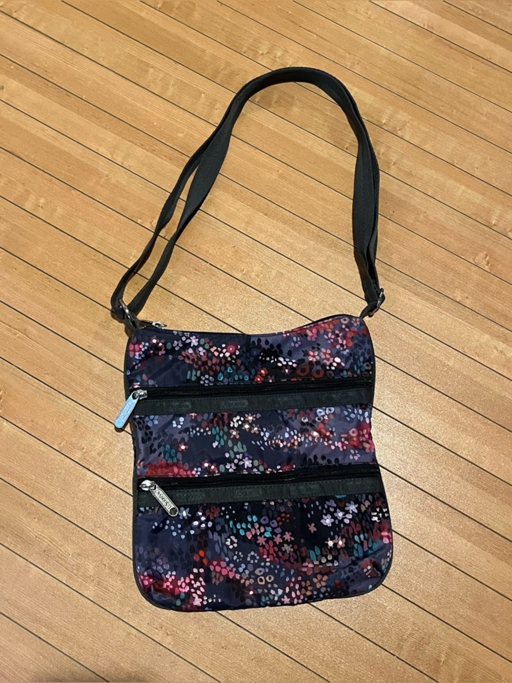 LeSportsac Crossbody Bag in Multicolor Floral Print